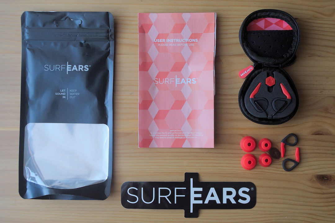 Picture showing what is inside a SurfEars package