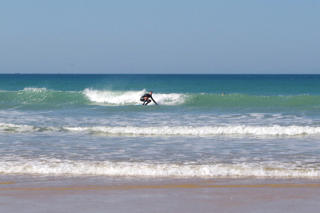 A picture of Son of a Beach surfing on Fontanilla Beach in Conil de la Frontera
